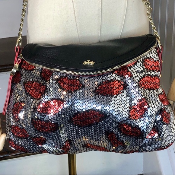 JUICY COUTURE Red Lipstick Kiss Lips Sequin Adjustable Crossbody Shoulder Bag - Picture 17 of 17